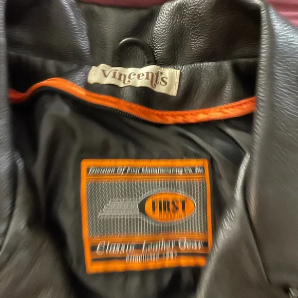 Women’s black leather biker jacket - Picture 3 of 8